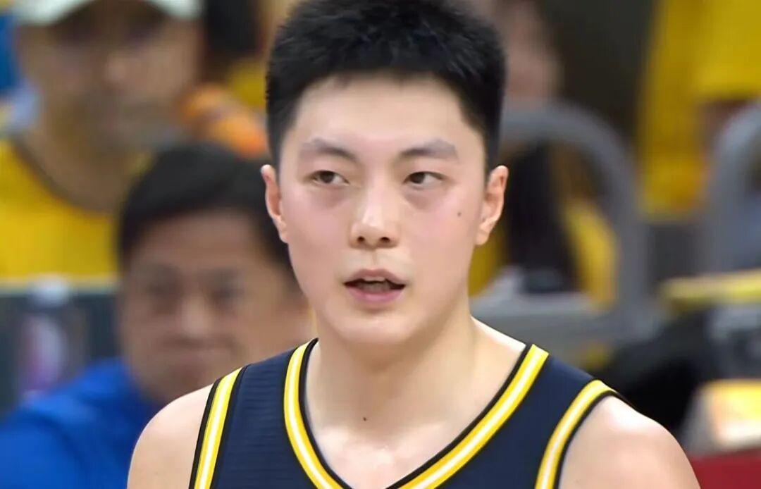九游娱乐中心-广东男篮加时3分险胜北京，张皓嘉读秒绝杀 胡明轩23+6奎因39+9+8